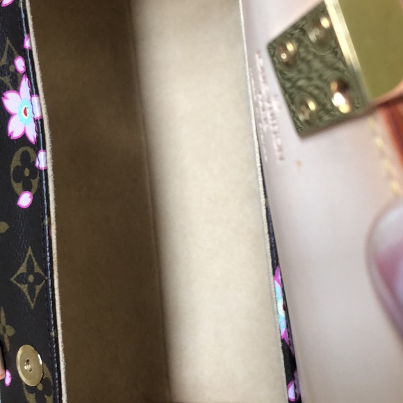 Louis Vuitton Murakami Cherry Blossom - Picture 8 of 10